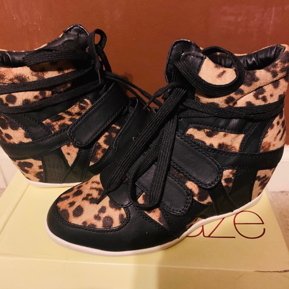 New lepoard print wedge sneakers size 7